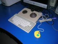 joystick, mini-keybord e mini-mouse